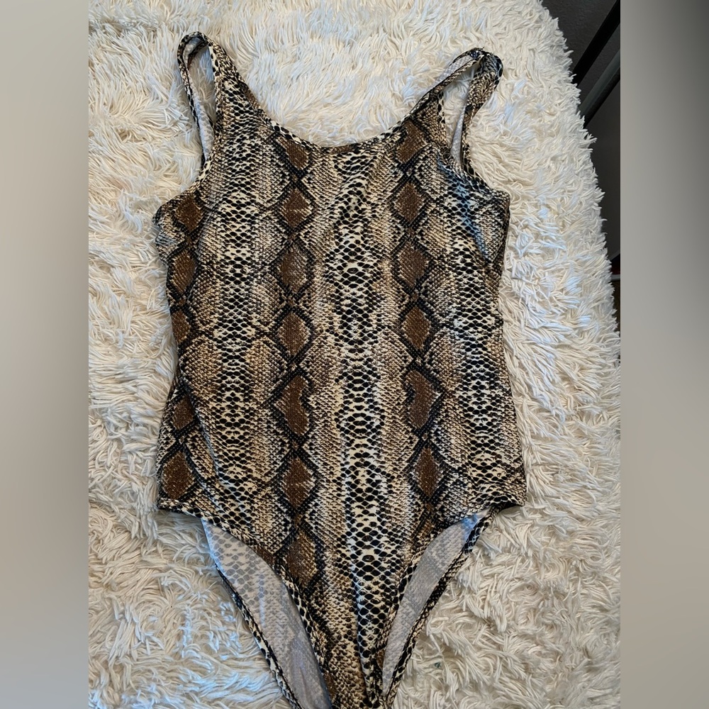 Animal print body suit